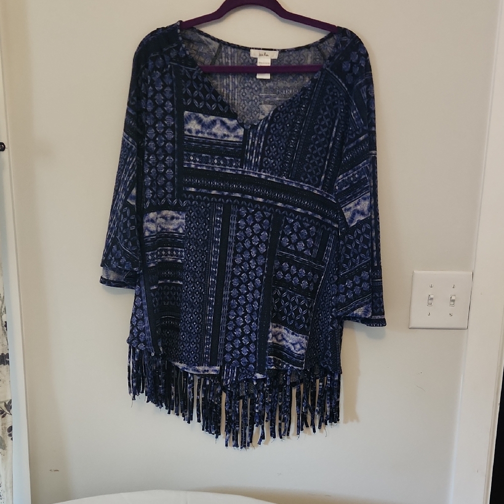 Relaxed Blue 3/4 Sleeve‎ Graphic Tunic